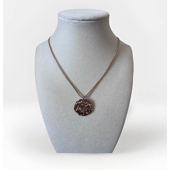 The Unbranded Brand Jewelry - Nugget Necklace Gold Plated 25" Inches Adjustable Clasp Excellent Condition
